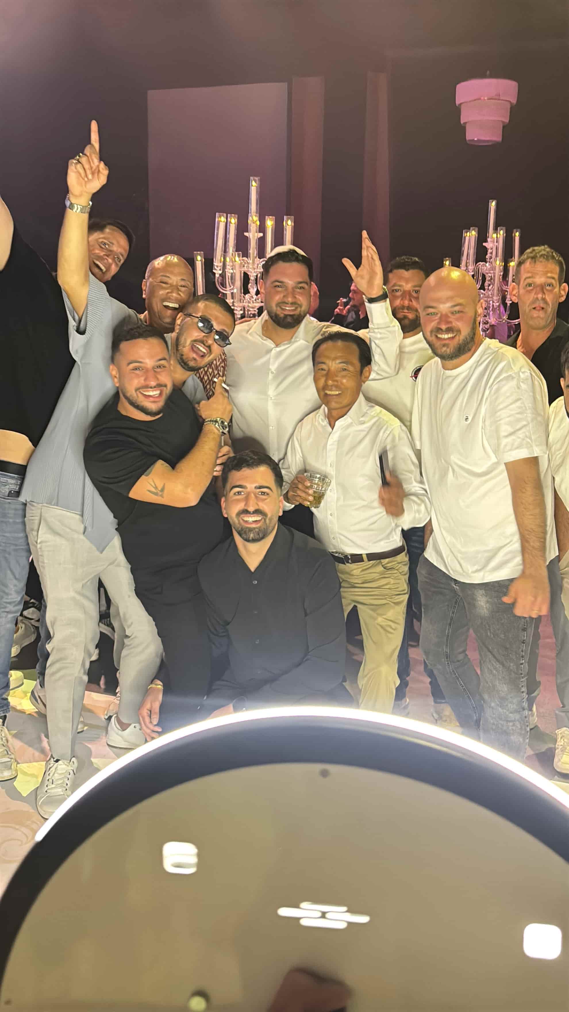 רגע מאירוע עם עמדת הצילום של Memories